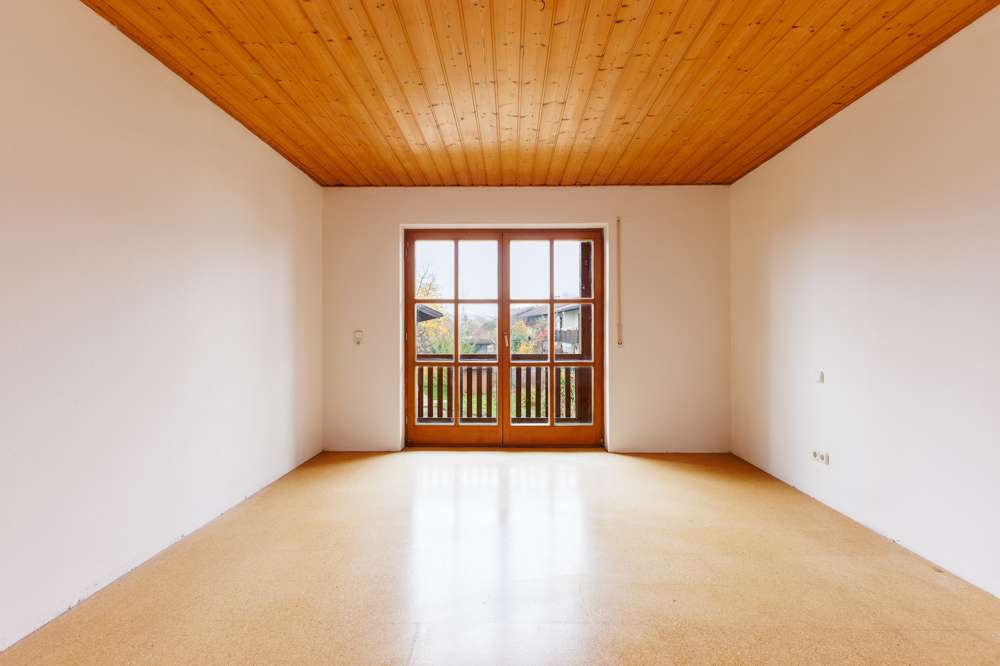 Immobilie in Engelsberg - Schönes Einfamilienhaus mit Garten, Terrasse und Doppelgarage–ruhige Familienidylle im Chiemgau - Bild 12