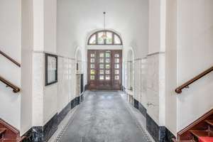 Stilvoller Gründerzeit-Altbau mit Balkon im Güntzelkiez – Die vollständige Adresse der Immobilie erhältst du vom Anbieter., 10717 Wilmersdorf, Berlin – Vorschaubild 8