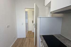 Attraktive  HELLE UND RUHIGE 2 Zimmerwohnung moderner Ausstattung SANIERT – Gumbertstraße 83, 40229 Eller, Düsseldorf – Vorschaubild 11