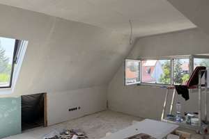 Erstbezug nach Kernsanierung – Helle 3-Zimmer-Dachgeschosswohnung in Stuttgart-Möhringen – Rübezahlweg 10A, 70567 Möhringen-Süd, Stuttgart – Vorschaubild 10