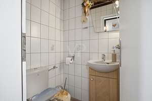 Großzügiges Wohn- & Geschäftshaus in Nordseenähe – Wohnen und Arbeiten im modernen Split-Level-Stil – Die vollständige Adresse der Immobilie erhältst du vom Anbieter., 26969 Butjadingen – Vorschaubild 6
