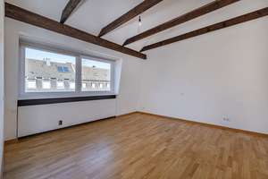 Wohnen mit Charakter – außergewöhnliche Dachgeschosswohnung mit großer Terrasse im Bismarckviertel – Die vollständige Adresse der Immobilie erhältst du vom Anbieter., 47799 Cracau, Krefeld – Vorschaubild 9