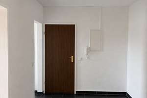 Attraktive 3-Zimmer-Wohnung mit Balkon in gefragter Lage der Südstadt – Morgenstr. 12a, 76137 Südstadt, Karlsruhe – Vorschaubild 4