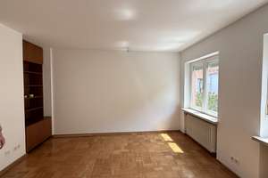 1 schönes  Zimmer in 5erWG-Haus in Regensburg (Stadtamhof) – WG-Neugründung oder Freundesgruppe – Die vollständige Adresse der Immobilie erhältst du vom Anbieter., 93045 Stadtamhof, Regensburg – Vorschaubild 2