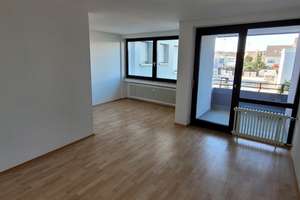 Wundervolle 2-Zi-Wohnung in NU/Offenh. mit Balkon und Tiefgaragenstellplatz – Johann-Strauß-Straße 30, 89231 Neu-Ulm – Vorschaubild 2