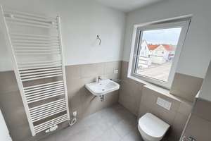 Neuwertig zum kleinen Preis- sofort beziehbar-großzügige 3 Zi. - DG - Wohnung in IN-Süd/Kothau – Die vollständige Adresse der Immobilie erhältst du vom Anbieter., 85053 Südost, Ingolstadt – Vorschaubild 17