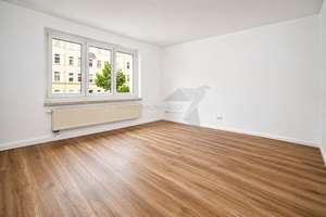 Helle, großzügige 3 Raum Wohnung mit XXL-Balkon und Tageslichtbad im Lutherviertel – Zschopauer Straße 128, 9126 Lutherviertel, Chemnitz – Vorschaubild 5