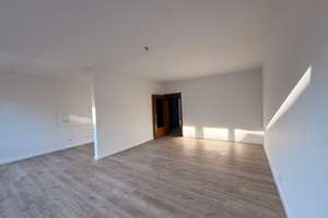 Helle 3-Zimmer-Wohnung mit Balkon und modernem Grundriss – 73 m² – Duisburger Straße 60, 40479 Pempelfort, Düsseldorf – Vorschaubild 2