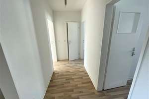 Helle 3-Zimmer-Wohnung mit PVC-Boden in Wolfsburg – Bromer Straße 4, 38448 Vorsfelde, Wolfsburg – Vorschaubild 10