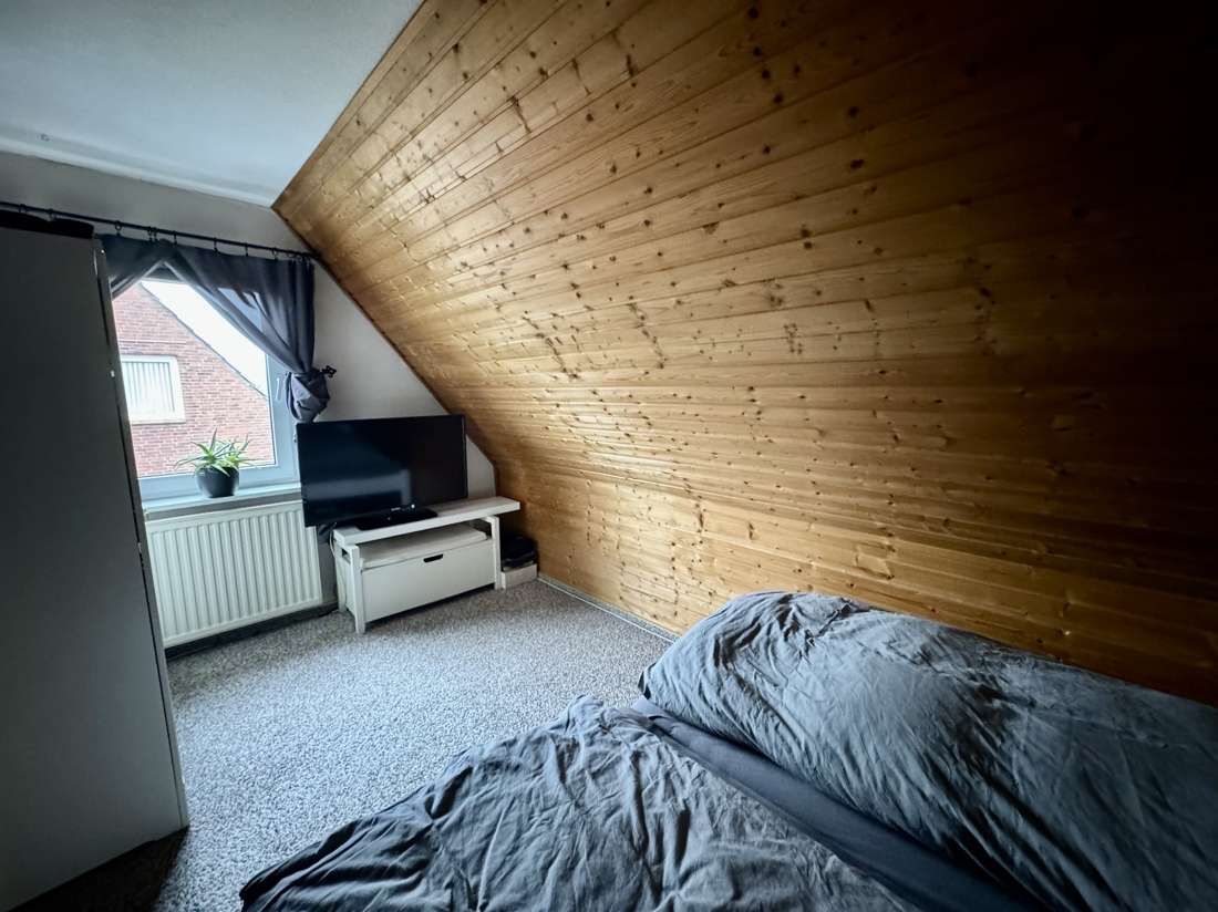 Immobilie in Wesselburen - NEUER PREIS!!! Einfamilienhaus in Zentrumsnähe und ruhiger Wohnlage in Wesselburen! - Bild 2