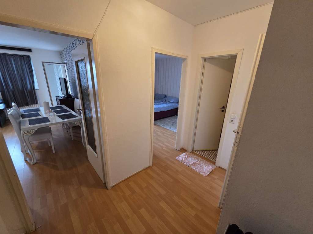 Immobilie in Dietzenbach - VERMIETETE 2 Zi.-Wohnung mit Balkon inkl. PKW-Platz nähe S-Bahnstation Dietzenbach - Bild 4