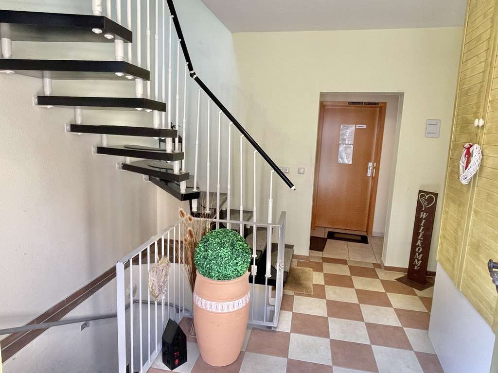 Immobilie in Gadebusch - Super Anlageobjekt mit 4 Wohneinheiten und guter Rendite in Gadebusch - 1995 aufwendig saniert - Bild 3