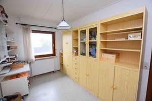 Gemütlicher 70er-Jahre-Bungalow zum Modernisieren mit Keller + Garage. – Die vollständige Adresse der Immobilie erhältst du vom Anbieter., 38446 Nordsteimke, Wolfsburg – Vorschaubild 13