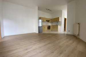 2 Zimmer-Altbauwohnung mit Balkon / EBK in Magdeburg-Stadtfeld zu vermieten – Lessingstraße 23, 39108 Magdeburg – Vorschaubild 3