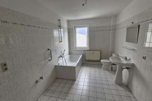 **2-Raumwohnung mit Balkon und Domblick in Stadtfeld Ost** – Annastraße 30, 39108 Stadtfeld Ost, Magdeburg – Vorschaubild 14