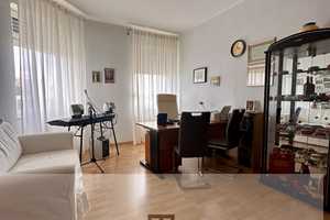 Mehrfamilienhaus in Top Zustand und guter Lage von Frankfurt zu verkaufen! – Frankfurt am Main – Vorschaubild 13