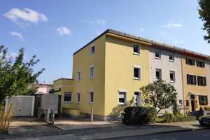 Mehrgenerationenhaus mit Einliegerwohn, viel Grünfläche, ausgezeichn. Standort – Nürnberg – Vorschaubild 3