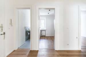JETZT *Paul & Partner* ERSTBEZUG NACH SANIERUNG, TIEFGARAGENSTELLPLATZ & MÜNCHENS TOPLAGE! 162 – Die vollständige Adresse der Immobilie erhältst du vom Anbieter., 81677 Steinhausen, München – Vorschaubild 16