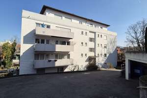 Attraktive 3-Zimmer-Wohnung in bester Lage – großzügige Terrasse & Balkon, Aufzug, ruhige Wohnstraße – Friedrich-Ebert-Straße 9/1, 72762 Reutlingen-Mitte, Reutlingen – Vorschaubild 3