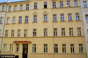 Helle Dachgeschosswohnung mit Wohlfühlcharakter in Leipzig – Beuchaer Straße 10, 4318 Anger-Crottendorf, Leipzig – Vorschaubild 1