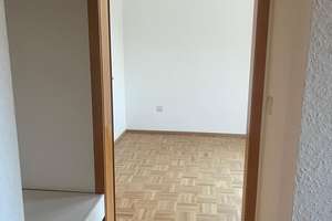 5-Zimmerwohnung mit Balkon und traumhafter Aussicht über die Dächer von Heilbronn – Die vollständige Adresse der Immobilie erhältst du vom Anbieter., 74078 Neckargartach, Heilbronn – Vorschaubild 16