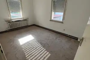 Kirchheim-Paradiesle: Wohnen in bester Lage - stilvolles EFH mit hohen Decken und viel Platz! – Esslingen (Kreis) – Vorschaubild 15