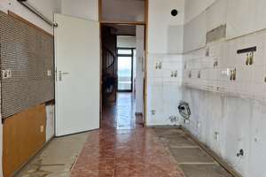 130m² / 5 Zimmer /  2 Etagen  /  3 Balkone  /  2 Bäder / 2 Tiefgaragenstellplätze  /  Fernblick  – Sertoriusring 15, 55126 Finthen, Mainz – Vorschaubild 19