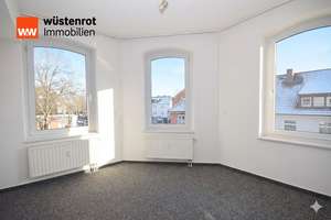 Derzeit als Büro lukrativ genutzt, eignet sich die Aufteilung für Wohnen (Nutzungsänderung nötig) – Die vollständige Adresse der Immobilie erhältst du vom Anbieter., 36266 Heringen (Werra) – Vorschaubild 5