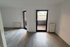 Frisch sanierte 2-Zimmer-Wohnung mit 2 x Loggia – Giesenkirchener Str. 106, 41238 Mülfort, Mönchengladbach – Vorschaubild 4