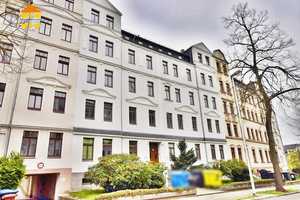 Perfekt für 3 mit Balkon in ruhiger Lage mit Option auf Einbauküche – Zeißstraße 16, 9131 Chemnitz – Vorschaubild 1