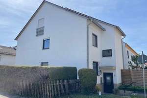 Aufgeteiltes, gepflegtes Dreifamilienhaus zu verkaufen – Die vollständige Adresse der Immobilie erhältst du vom Anbieter., 86179 Haunstetten-Nord, Augsburg – Vorschaubild 4