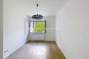 Helle 2-Zimmer-Wohnung mit Balkon und Parkplatz - Erstbezug Nach Sanierung – Caspar-Theyss-Str. 30, 14193 Schmargendorf, Berlin – Vorschaubild 3