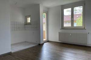 Gemütliche 2,5 Zimmer-Wohnung mit Kochnische und Loggia