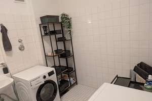 Geschmackvolle Altbauwohnung mit zwei Räumen und Einbauküche in Ulm – Ensingerstraße 33/1, 89073 Mitte, Ulm – Vorschaubild 6