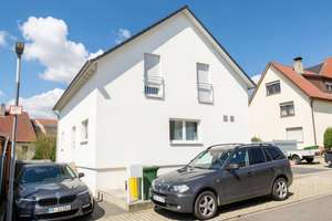 Zweifamilienhaus mit Einliegerwohnung – Flexibilität -Raum für Familie und Zukunft in Birkenfeld – Schillerstr.  5, 75217 Birkenfeld – Vorschaubild 1