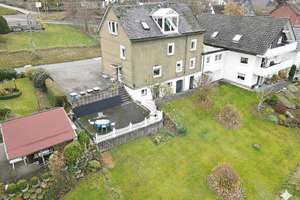 VR IMMO: Lichtdurchflutete 5- Zimmer- Maisonette mit historischem Charme in Gosenbach. – Die vollständige Adresse der Immobilie erhältst du vom Anbieter., 57080 Gosenbach, Siegen – Vorschaubild 4