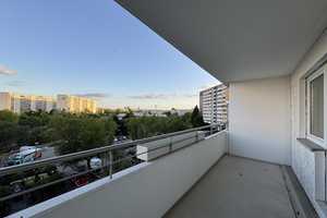 Mit großem Balkon - Verkehrs- und Einkaufsgünstig gelegen – Wittenberger Straße 91, 12689 Berlin – Vorschaubild 6