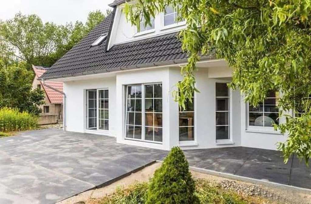 Immobilie in Benz - Exquisites Traumhaus auf Usedom mit Blick auf das Achterwasser und hochwertiger Ausstattung - Bild 0