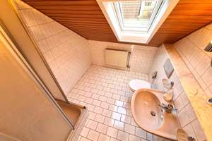 FREISTEHENDES FAMILIENHAUS IN SACKGASSENLAGE MIT 4 SCHLAFZIMMERN, 2 BÄDERN UND GARAGE – Die vollständige Adresse der Immobilie erhältst du vom Anbieter., 75196 Remchingen – Vorschaubild 24