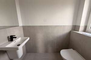 Moderne Doppelhaushälfte in Wiefelstede, Ihr neues Zuhause zum Wohlfühlen – Die vollständige Adresse der Immobilie erhältst du vom Anbieter., 26215 Wiefelstede – Vorschaubild 4