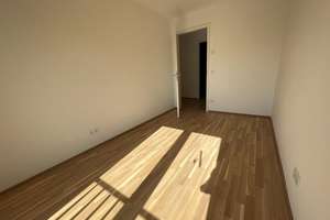 Wunderschöne 3 Zi-Whg München / Gräfelfing, Blick ins Grüne,  Küche (Miele) – Maria-Arndts-Str. 27, 81249 Aubing-Süd, München – Vorschaubild 13