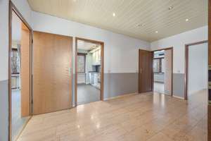 Mehrgenerationenhaus mit 3 Wohnungen und vielseitigen Möglichkeiten – Die vollständige Adresse der Immobilie erhältst du vom Anbieter., 21224 Rosengarten – Vorschaubild 6