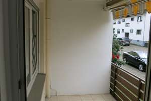 Sehr schöne zwei Zimmer Wohnung in Karlsruhe - Durlach mit Balkon und EBK – Brunnenhausstrasse 3, 76227 Durlach, Karlsruhe – Vorschaubild 3