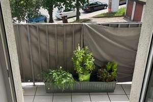 Garten mit charmanter 2-Zi-Whg mit Süd-/Ost-Balkon, Weitblick  – Franz-von-Kobell-Str. 22, 93051 Kumpfmühl-Ziegetsdorf-Neuprüll, Regensburg – Vorschaubild 7