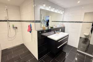 Hochwertige und  neuwertige Wohnung mit Aufzug inkl. Tiefgaragenstellplatz – Oberdorfstraße 48 d, 52072 Richterich, Aachen – Vorschaubild 23