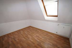 Dachgeschoss mit sonnigem Ausblick im beliebten Leipzig-Gohlis, provisionsfrei – Die vollständige Adresse der Immobilie erhältst du vom Anbieter., 4157 Gohlis-Mitte, Leipzig – Vorschaubild 3