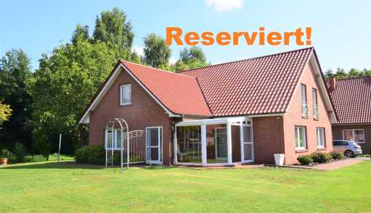 Bild von Geräumiges Wohnhaus auf großem Grundstück/ Bauplatz abtrennbar