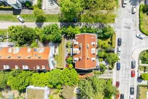 Seltene Gelegenheit - Reiheneckhaus mit Lift und Tiefgaragenstellplatz – München – Vorschaubild 51