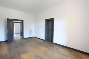 Exklusive Altbau-Etagenwohnung in historischer Stadtvilla im Zentrum vom Augsburg – Die vollständige Adresse der Immobilie erhältst du vom Anbieter., 86150 Bahnhofs-, Bismarckviertel, Augsburg – Vorschaubild 12
