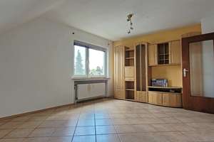 MANNELLA *Zentrale Lage mit Gartennutzung & Garage* Sonnige Dachgeschosswohnung in Troisdorf – Die vollständige Adresse der Immobilie erhältst du vom Anbieter., 53840 Troisdorf – Vorschaubild 22